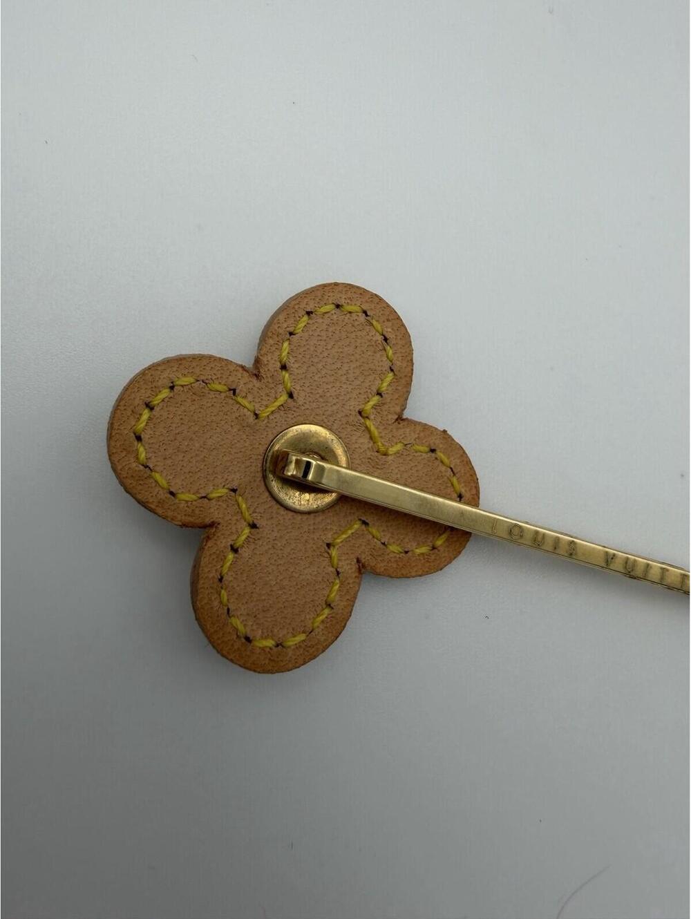 Vintage Louis Vuitton Set Of 3 Vernis Leather Flower Hairpins Gold Hardware - Picture 6 of 11